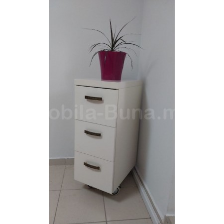 Tumba cu rotile salon frumusete А-91